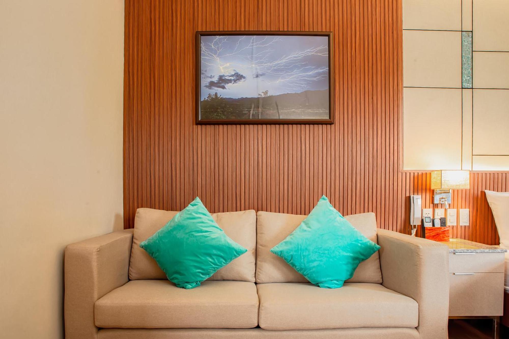 Solina Beach & Nature Resort Carles Εξωτερικό φωτογραφία