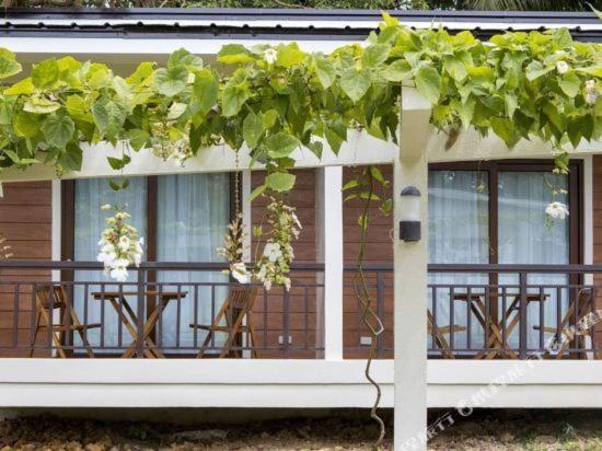 Solina Beach & Nature Resort Carles Εξωτερικό φωτογραφία