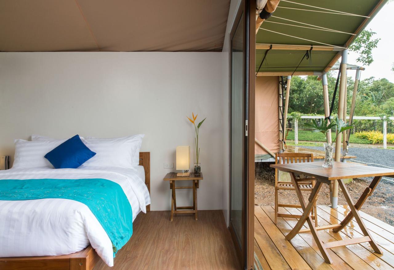 Solina Beach & Nature Resort Carles Εξωτερικό φωτογραφία