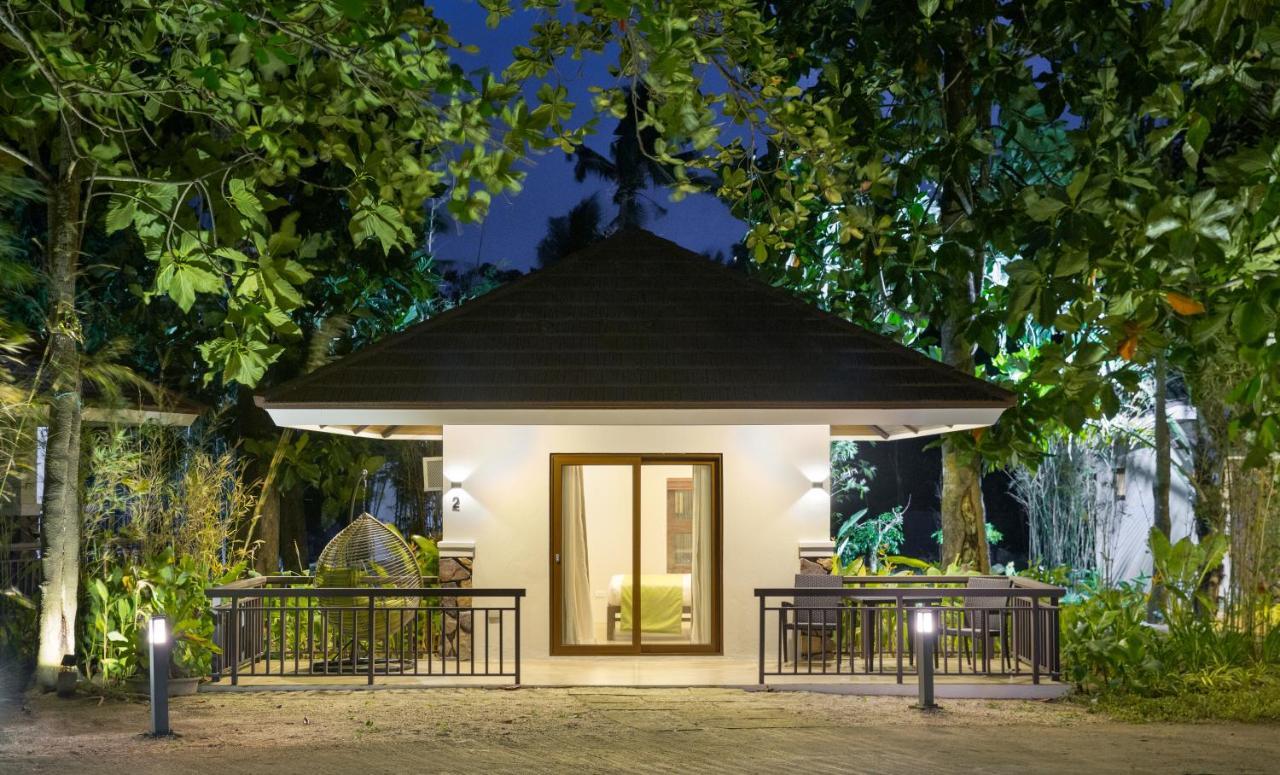 Solina Beach & Nature Resort Carles Εξωτερικό φωτογραφία