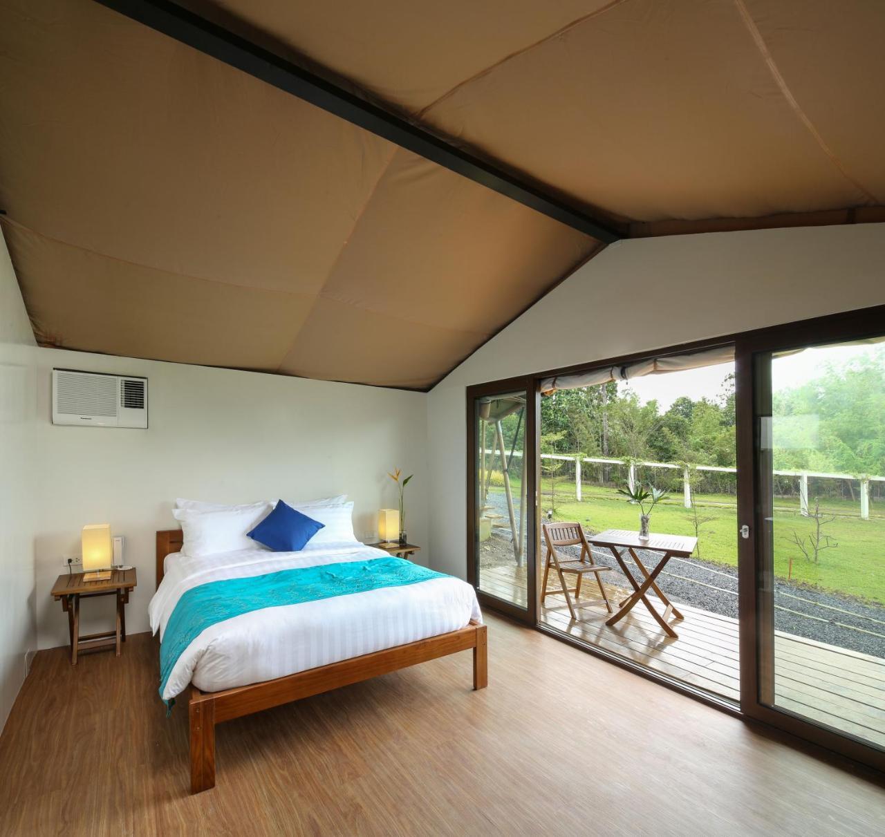 Solina Beach & Nature Resort Carles Εξωτερικό φωτογραφία